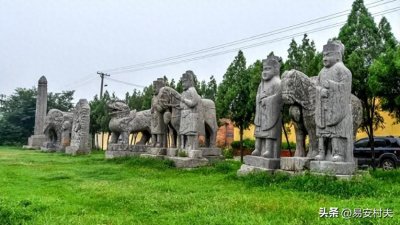 ​熙陵幸小周后图，宋太宗强占李煜老婆，三处细节给出真相