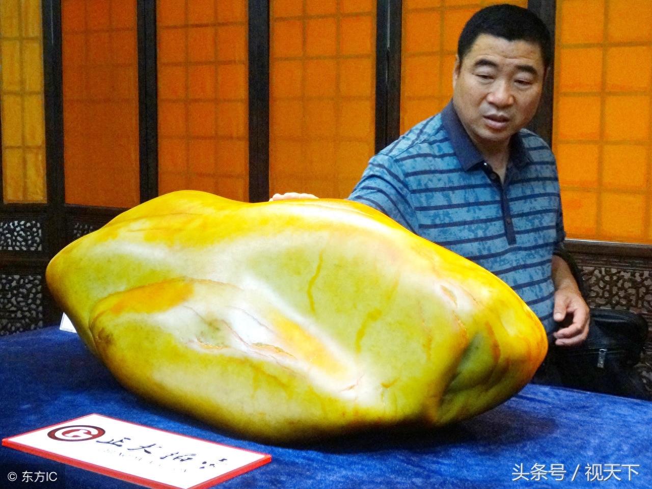 这7块和田玉都有价格,最便宜的100万元,最贵的1亿多元已成交