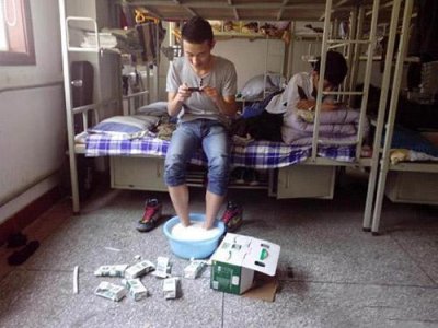 ​每日一笑：笑不堪言的另类搞笑图片，爆笑全场，看完开心一天