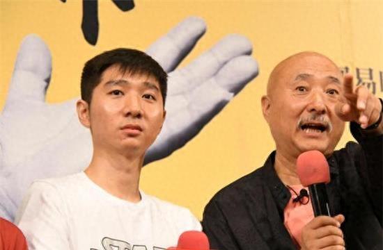 陈佩斯的妻子，朱时茂妻子，网友：秒杀刘晓庆
