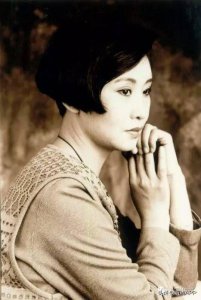 ​著名表演艺术家张秋玲德艺双馨，为发扬河北梆子，57岁仍收徒