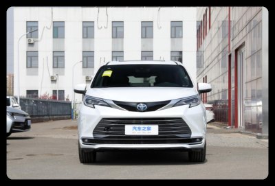 ​丰田赛那 SIENNA 深度解析：一款不可错过的家庭MPV
