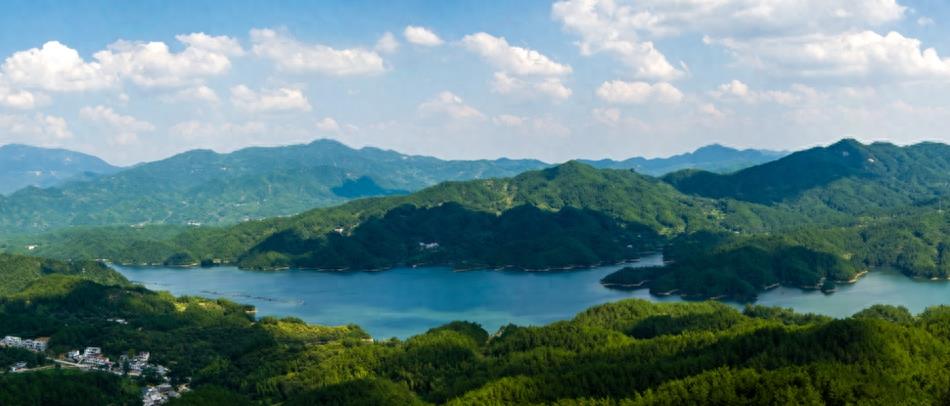 湖北省黄冈市罗田县:千年古县特产之乡,罗田风光让人向往的生活