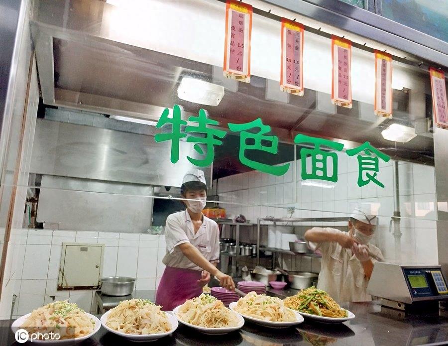 探秘清华大学食堂,16个食堂便宜到咋舌,毕业前吃饭不重样