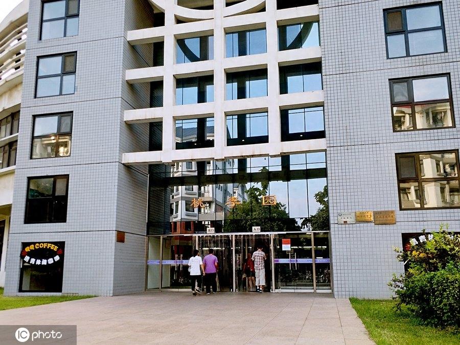 探秘清华大学食堂,16个食堂便宜到咋舌,毕业前吃饭不重样
