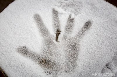 ​河南安阳：一场冬雪一场财，一场春雪一场灾