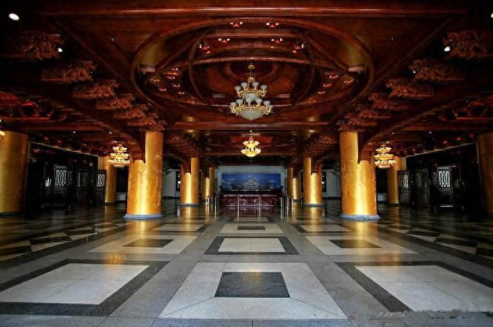 广西玉林云天宫:我国最大的单体艺术宫殿,到底是谁建的?