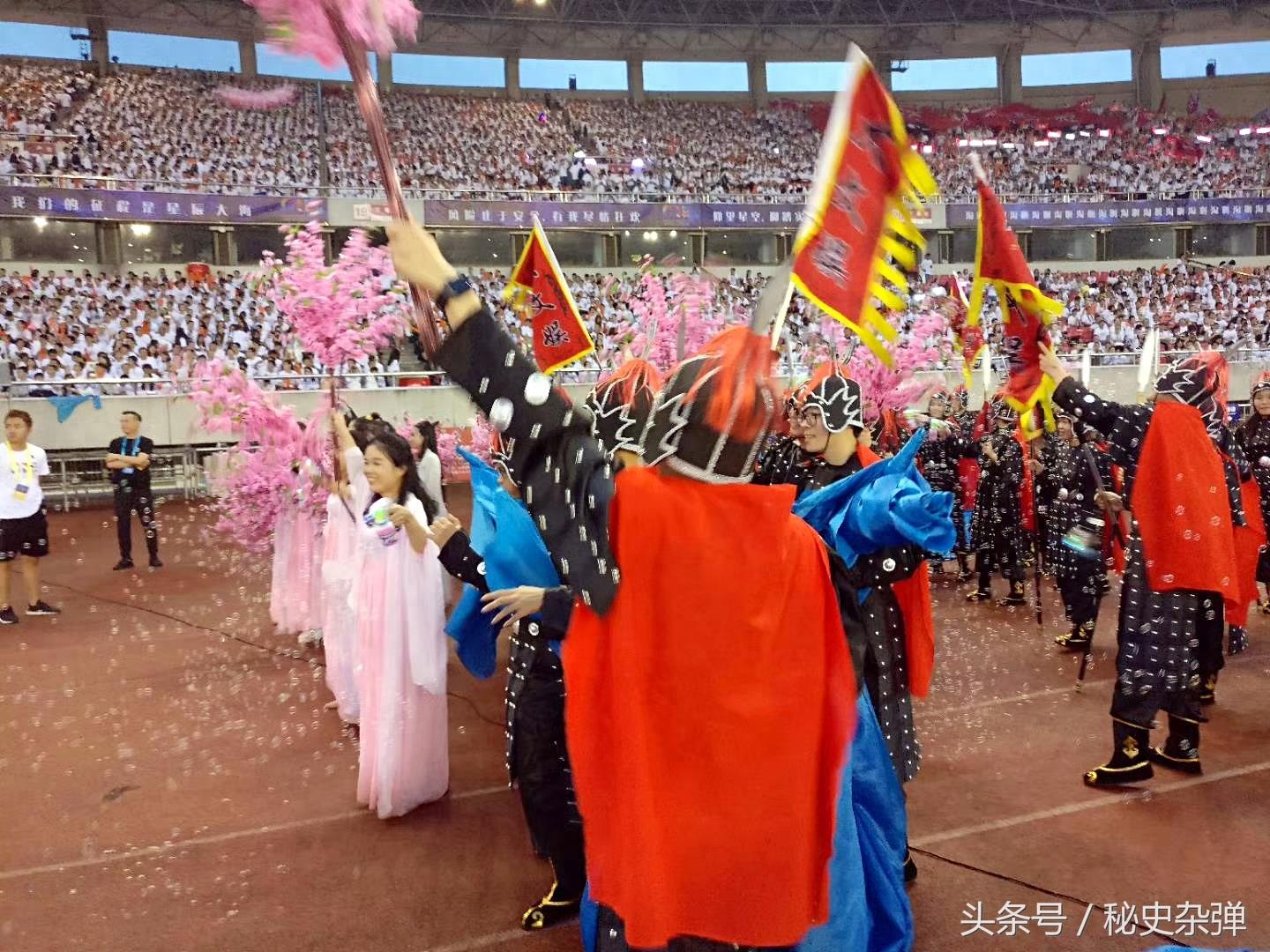阿里巴巴18周年年会现场,大狂欢之夜,马云“惊艳”了全世界!