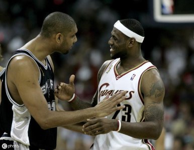 ​回顾经典：NBA13年总决G6雷阿伦绝命三分詹姆斯怒砍32+10+11三双