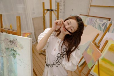 ​郑合惠子清纯写真，青春靓丽，像极了邻家小妹