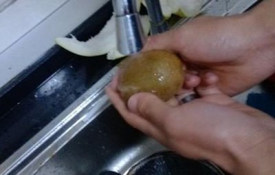 ​猕猴桃怎么切拼盘好看 猕猴桃的花式切法