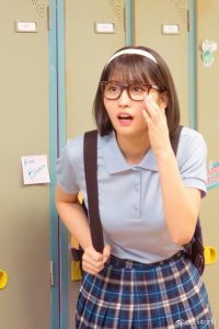 ​日本网民吐槽：TWICE组合人气成员momo在性格阴暗时代的照片曝光