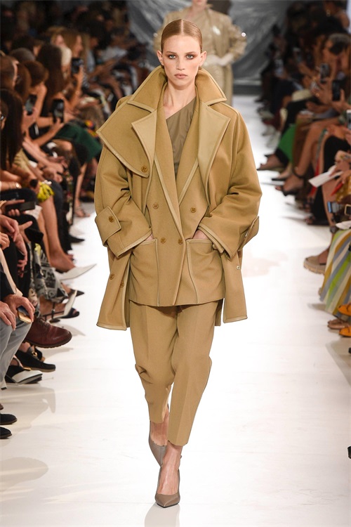 Max Mara 一个以创意及理想，成功建立时装王国的传奇