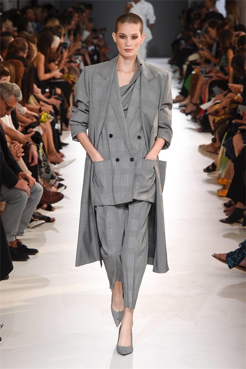 Max Mara 一个以创意及理想，成功建立时装王国的传奇