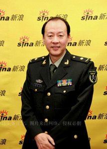 ​侯天来，演艺生涯几十载不温不火，却赚得人气满满