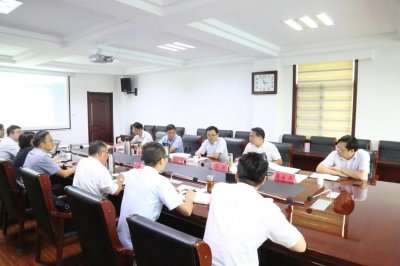 ​顾云岭专题听取城市重点项目规划设计方案汇报