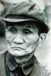 ​《红岩》华子良原型：建国后担任贵阳市委副书记，儿子是普通工人