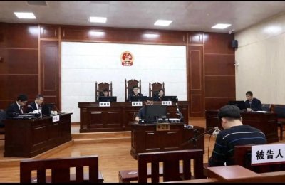 ​父子上演十亿家产争夺战：在利益面前谁都无用