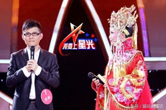 靠一首《雨花石》走红,却因提成与李玉刚闹掰,惨遭“雪藏”至今