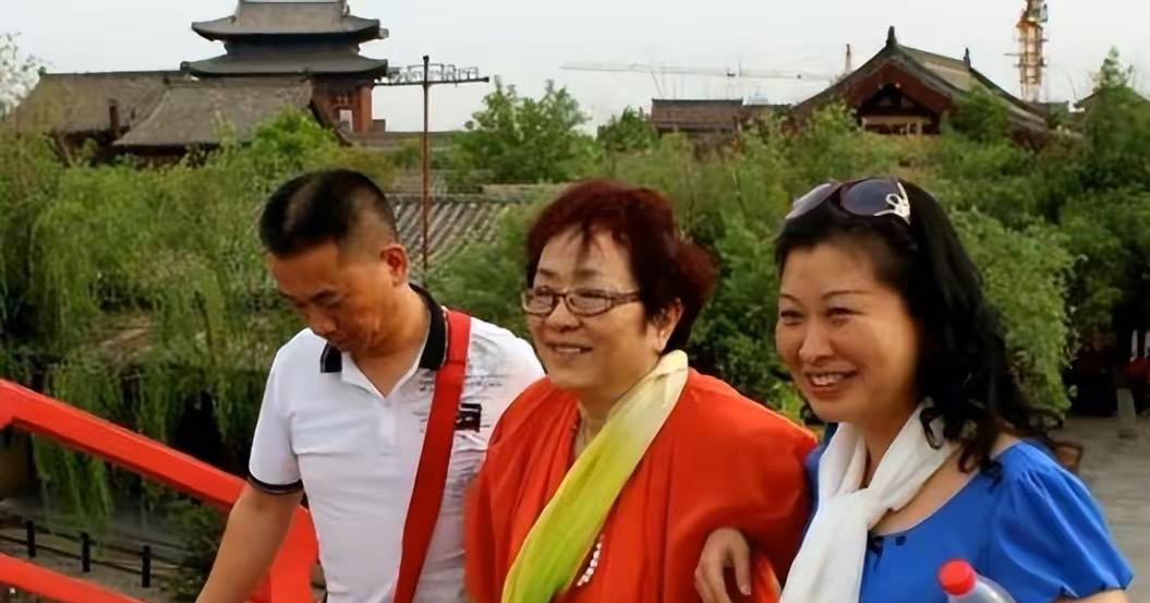 歌唱家谢莉斯现在怎么样了（谢莉斯个人现状）