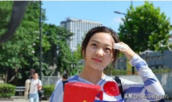 林妙可9岁成名,18岁被质长残了,如今怎么样了呢?