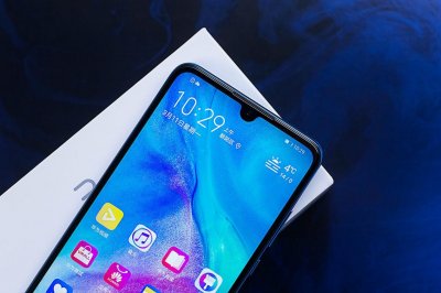 ​拍照轻旗舰华为nova4e正式发布，前置3200万美颜自拍