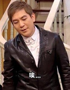 ​47岁康祈祖的结局或二婚，康保罗要退出剧组？现实里的儿子已17岁