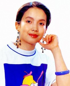 ​著名演员吕丽萍：28岁嫁张丰毅，二婚丈夫去世，42岁三婚孙海英