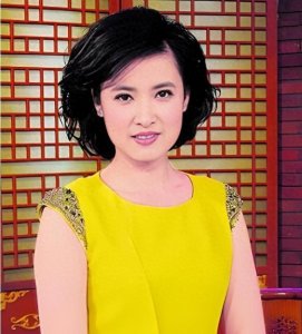 ​主持人桑晨：家人全是名人，她却在央视低调了30年，52岁婚姻成谜