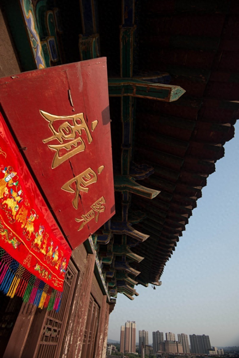 丽景门,被评为洛阳八景之一,一座重现古都洛阳风貌的城楼