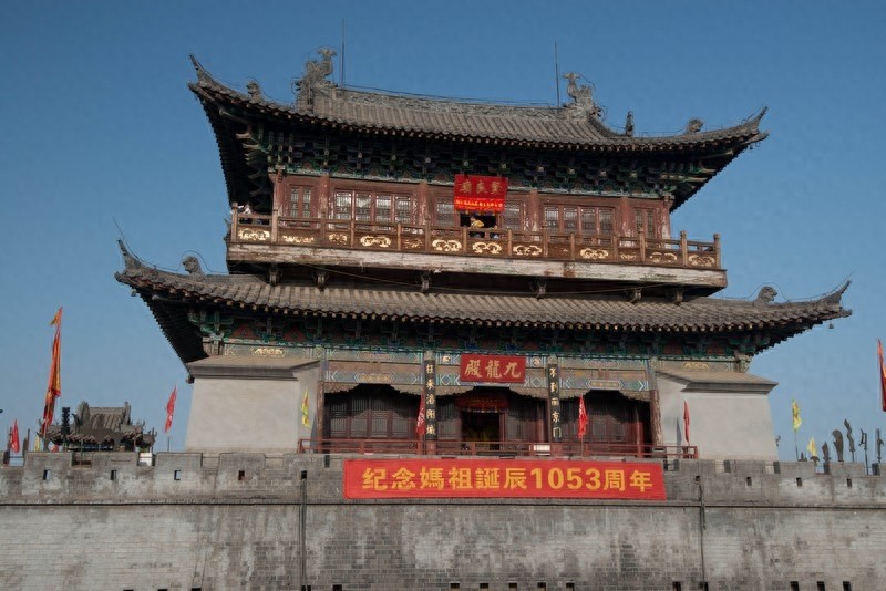 丽景门,被评为洛阳八景之一,一座重现古都洛阳风貌的城楼