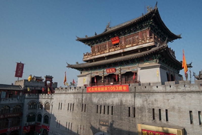 丽景门,被评为洛阳八景之一,一座重现古都洛阳风貌的城楼