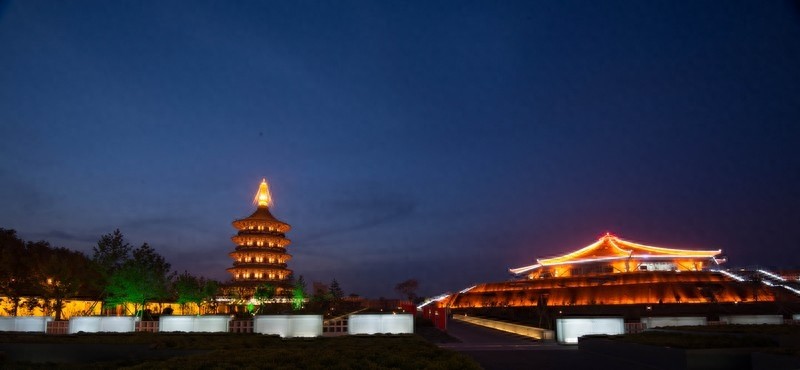 丽景门,被评为洛阳八景之一,一座重现古都洛阳风貌的城楼