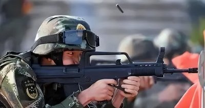 ​探秘95式步枪：中国军队标配的背后