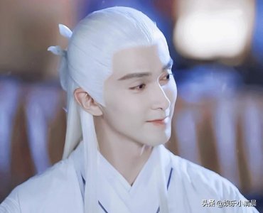 ​《枕上书》东华帝君是曾经的天地共主，他和父神，谁更厉害呢？