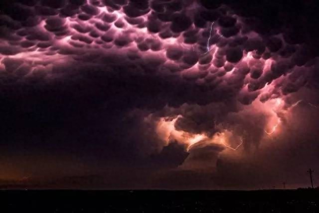 乳房云，你可能一辈子都难得一见