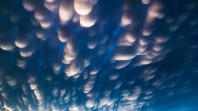 乳房云，你可能一辈子都难得一见