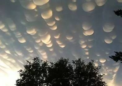 乳房云，你可能一辈子都难得一见