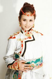 ​央金兰泽：一个用灵魂歌唱的人！