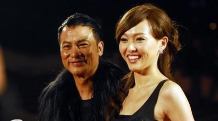他是香港演艺圈大佬,刘德华演技不如他,向华强也敬他三分