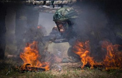 ​推荐2本抗战小说，穿越到1934年，如何改变那段惨烈而悲壮的历史