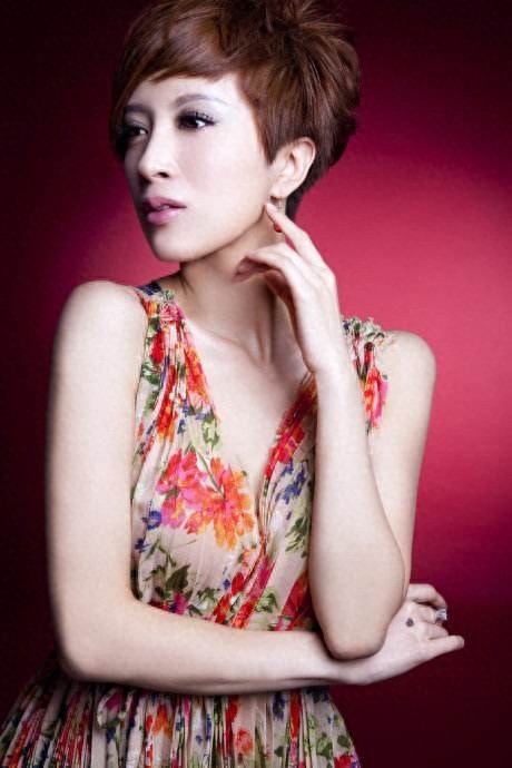 金巧巧:20岁出道,28岁成立公司,38岁嫁大4岁二婚总裁