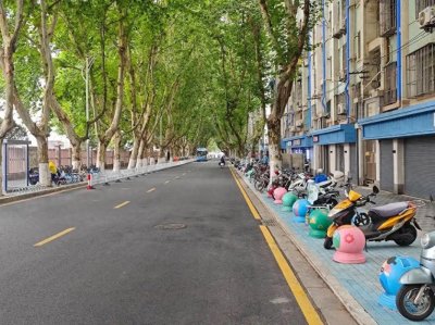 ​18年前一句＂不是你撞的干嘛扶？＂法官王浩，如今咋样了？