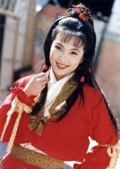 傅明宪:最经典版郭芙,TVB的花旦之一,嫁入豪门后生活奢靡