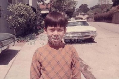 ​1970年，蒋中正重外孙俞祖声的生活照片，三国混血儿，家族显赫