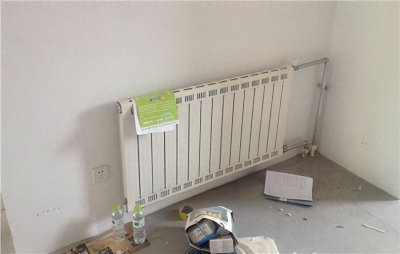 ​暖气管道4种连接方式图解：暖气片如何安装？串联和并联哪个热？