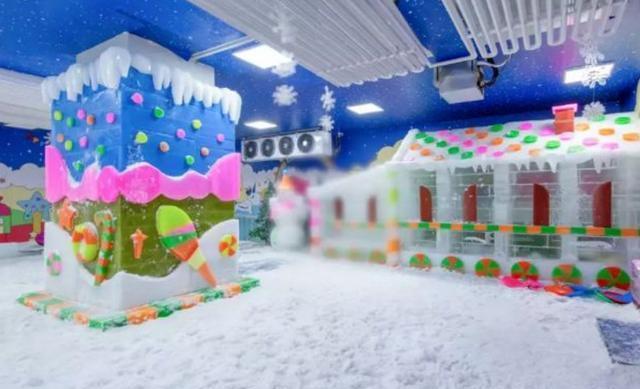 广州天河新开了一家冰雪乐园,零下8℃真冰真雪体验大雪纷飞世界