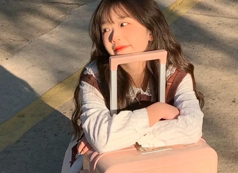 从老公的聊天记录发现,他居然背叛了我们的婚姻 从老公的聊天记录发现,他居然背叛了我们的婚姻