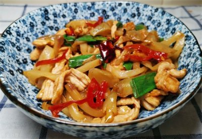 ​碱性的蔬菜 5种“碱性”蔬菜要多吃，春天鲜嫩润燥，营养身体棒