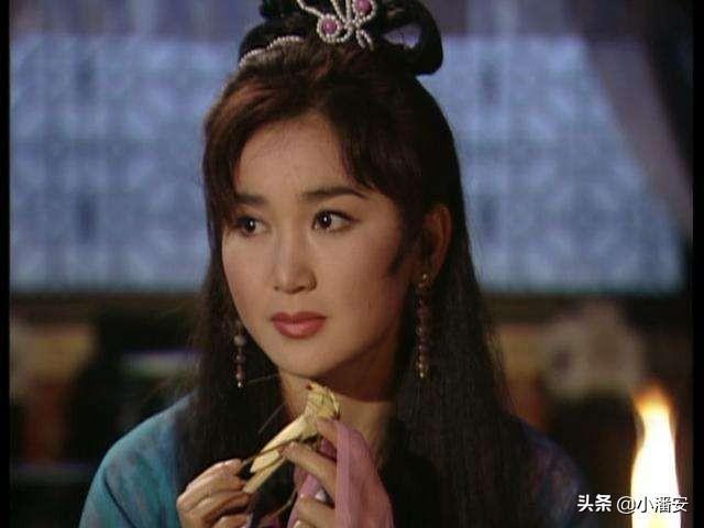 秦可情念念不忘的“黄花树下不见不散”